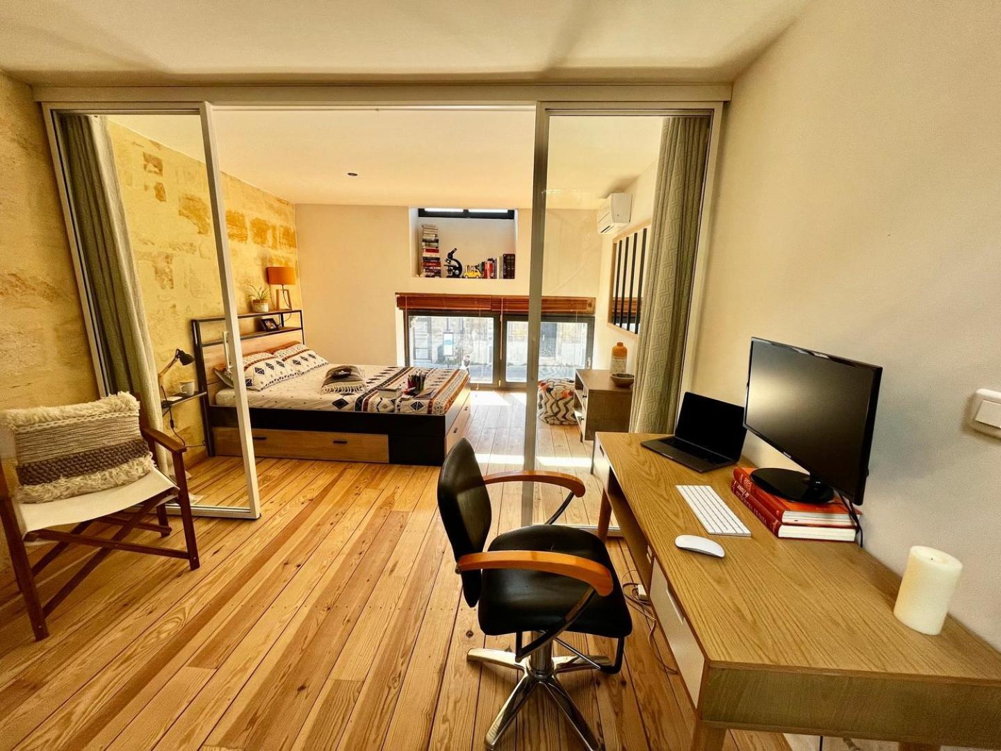 Вилла Lovely Townhouse Бордо Экстерьер фото